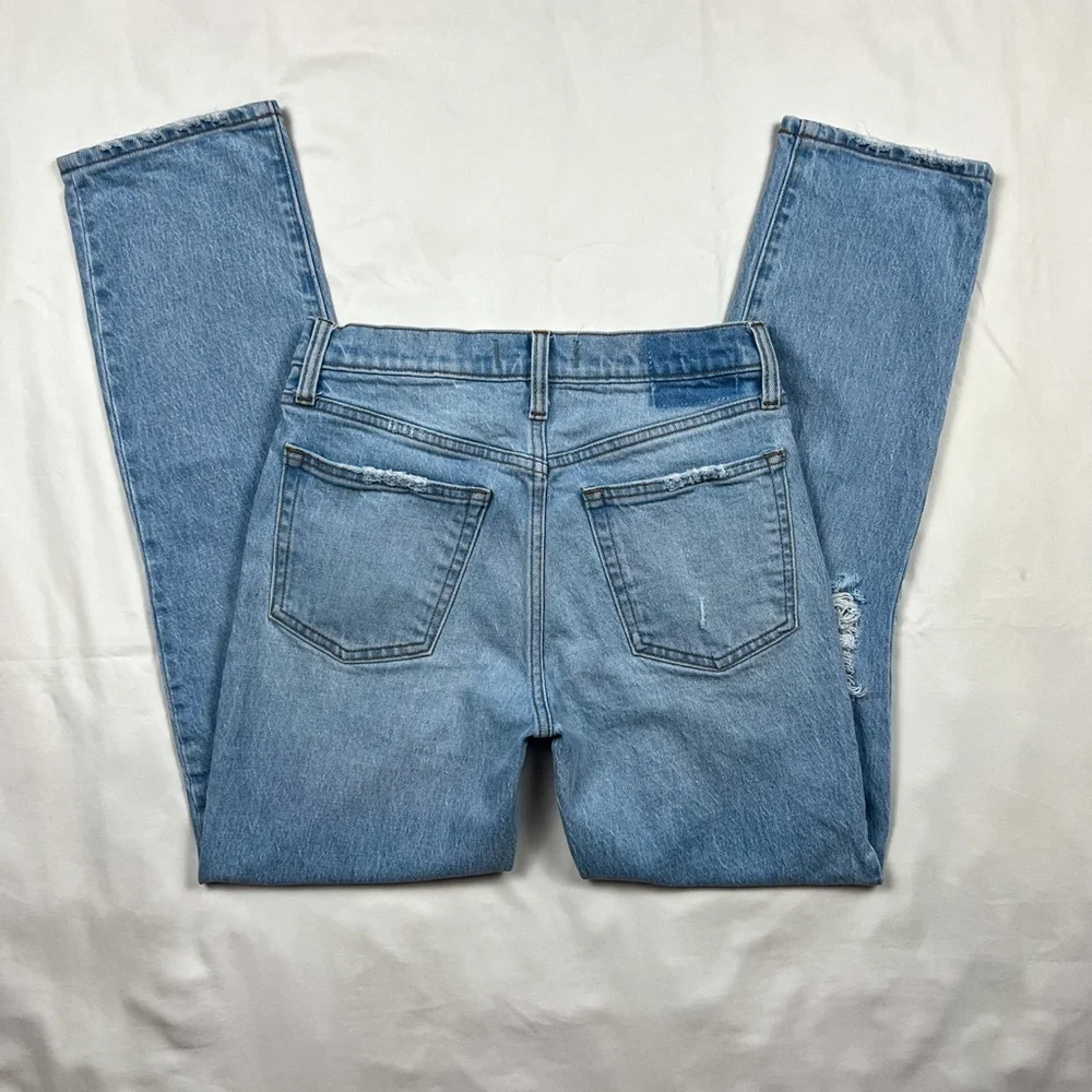 Abercrombie & Fitch The Boyfriend Mid Rise Jeans